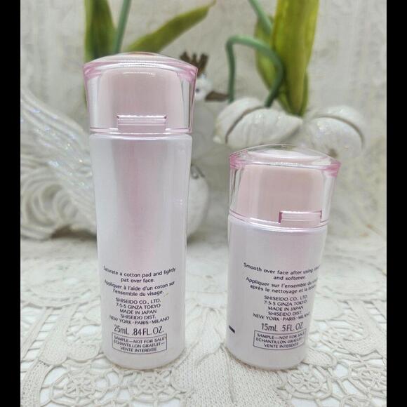 Shiseido White Lucent  Toning Lotion Cool 25ml & Moisturizing Emulsion 15ml Set - Picture 4 of 5